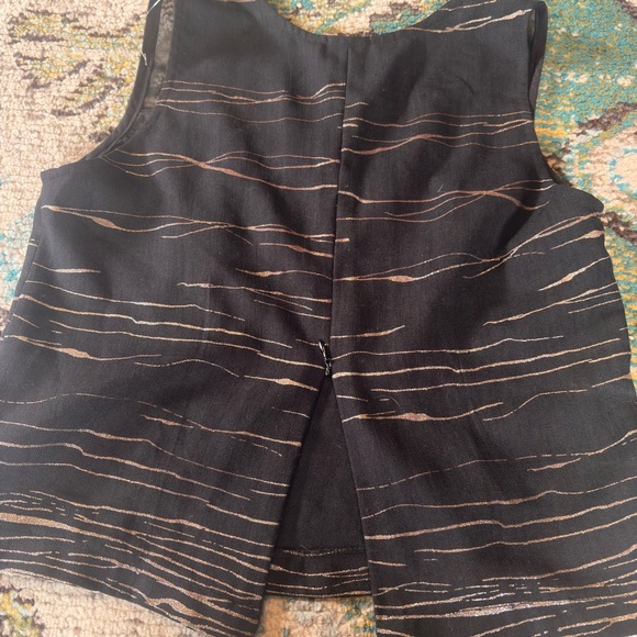 Vintage Y2K Black & Gold Sheer Trim Tank Top | going out top| Small - Picture 4 of 5